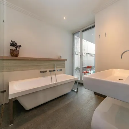 Villa Theres Dolphin شقة